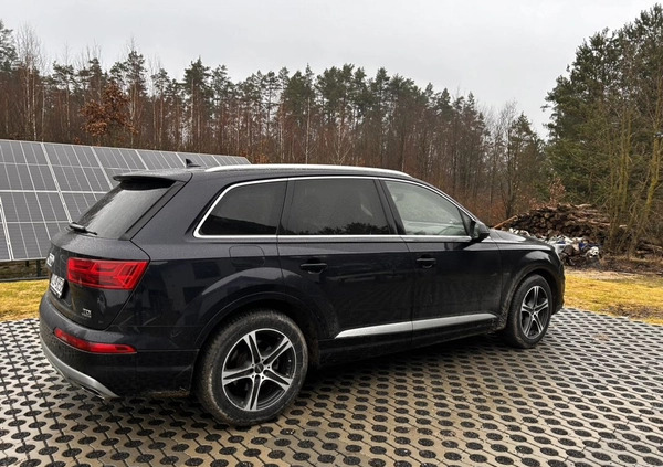 Audi Q7 cena 154000 przebieg: 189000, rok produkcji 2017 z Ostróda małe 154